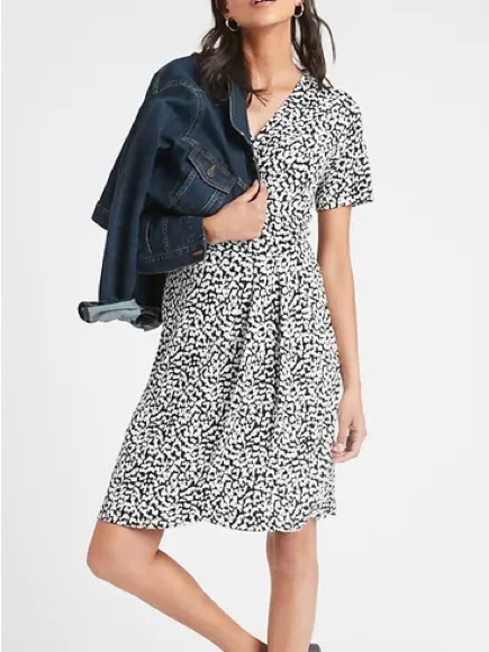 Banana Republic Black and White Patterned Midi Dress